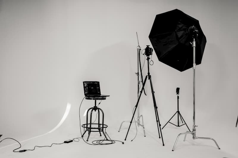 Photography Tips for Low Light - Studio Set Up - Shootfactory