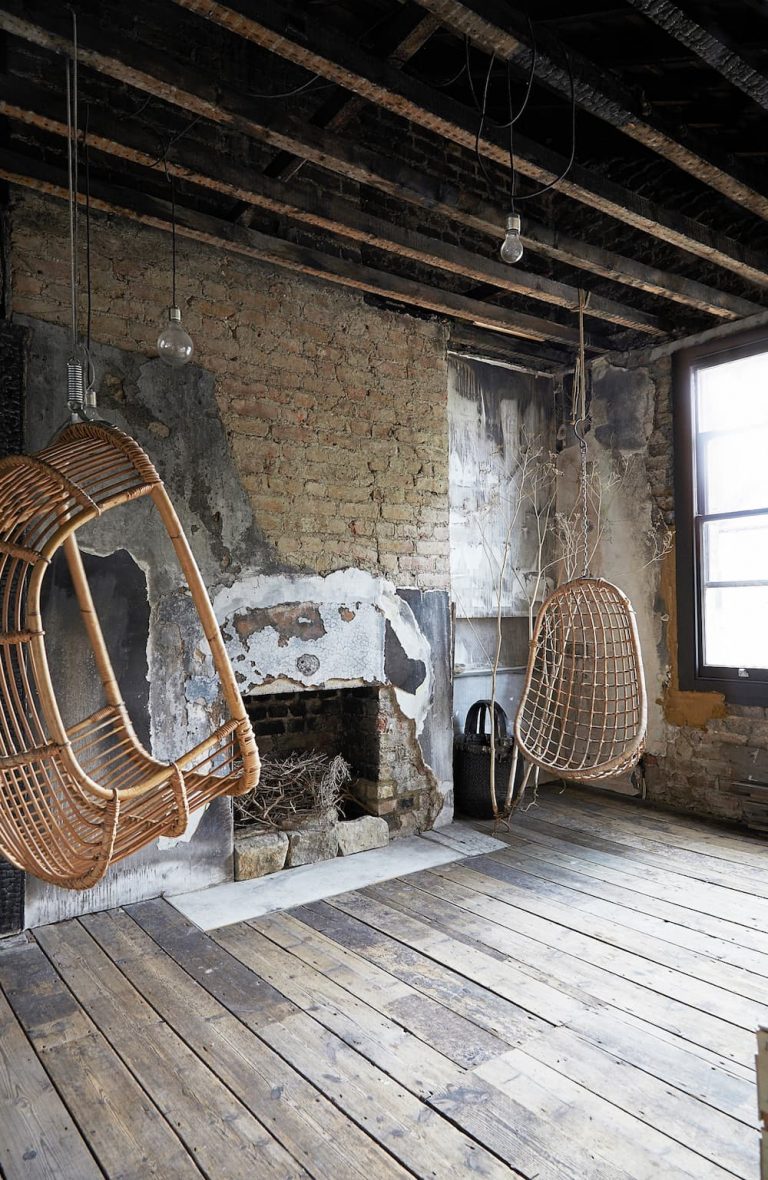Chesterton Attic, London, W10 - Fire Damaged Shoot Location - SHOOTFACTORY