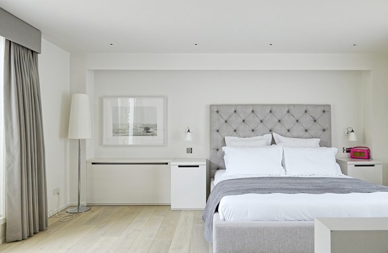 Coolhurst N8 - grey curtains - london houses - shootfactory location
