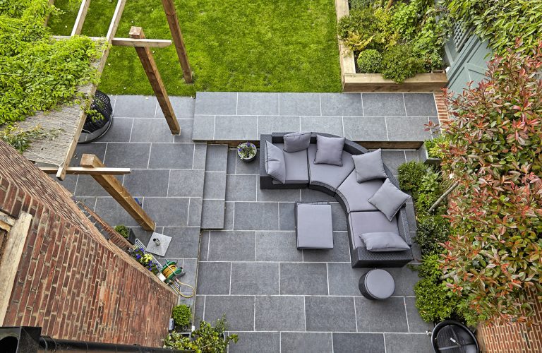 Coolhurst N8 - grey stone patio - london houses - shootfactory location