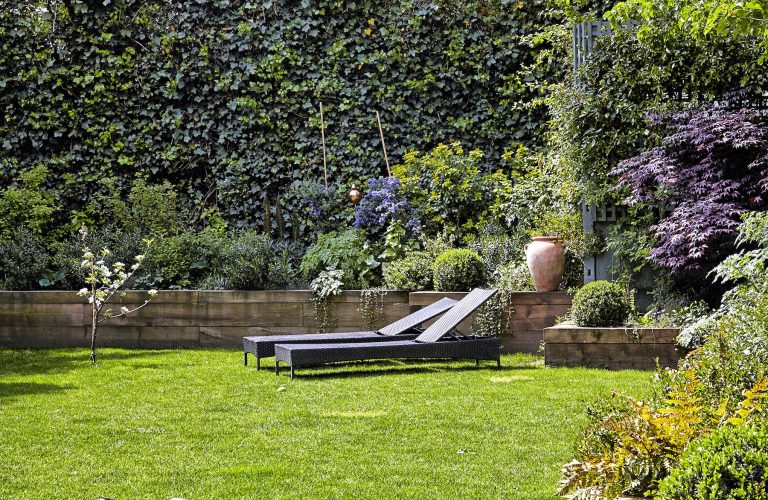 Coolhurst N8 - sunloungers - london houses - shootfactory location