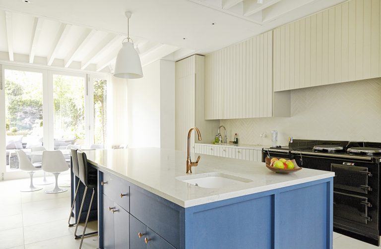 Coolhurst N8 - white beams - london houses - shootfactory location