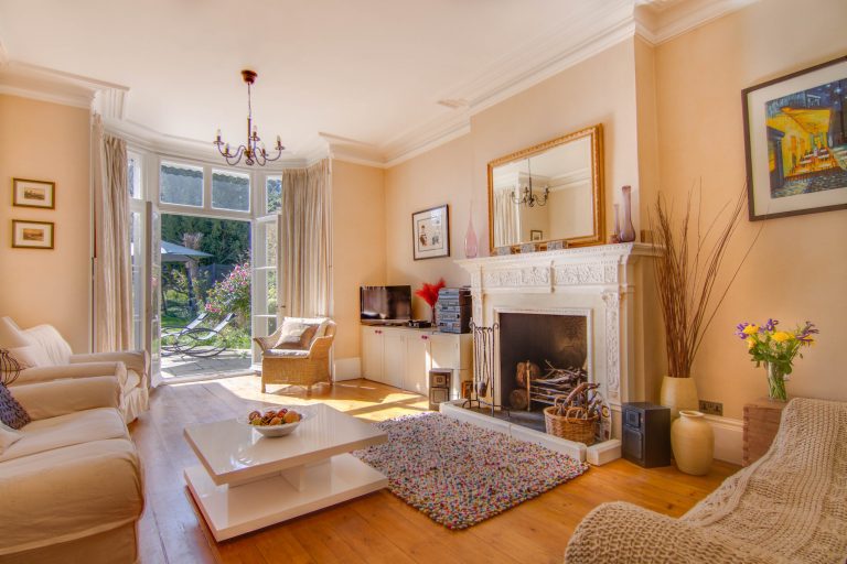 Esher KT10 - wood floor - london houses - shootfactory location