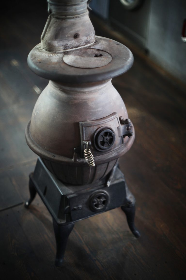 Lightship E16 - fuel burner - quirky - shootfactory location