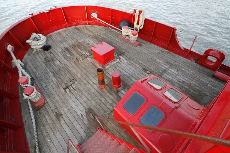 Lightship E16 - wooden deck - quirky - shootfactory location