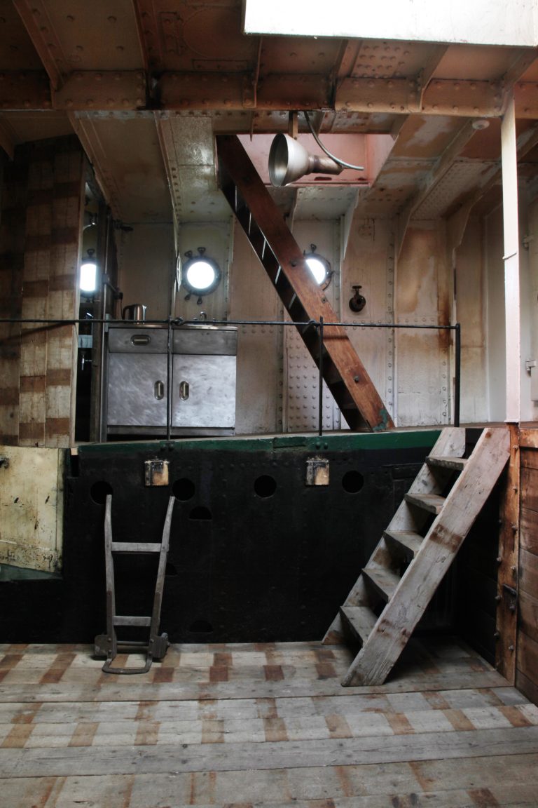 Lightship E16 - ladders to different floor levels - quirky - shootfactory location