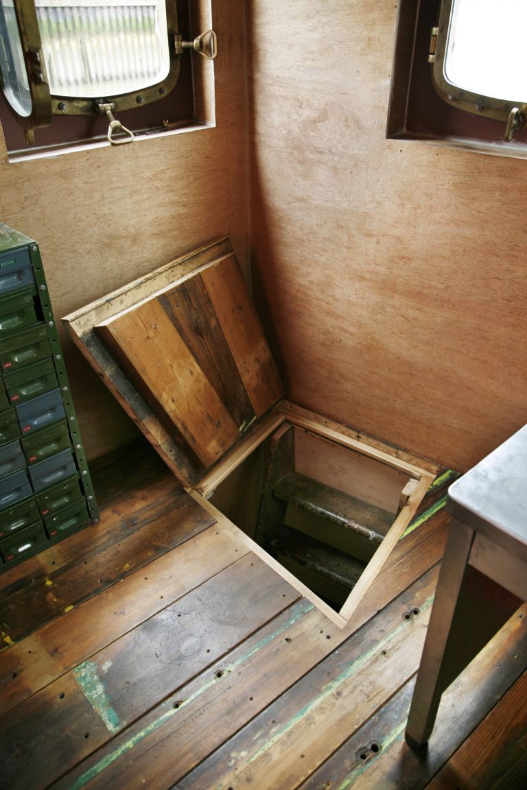 Lightship E16 - wood clad walls - quirky - shootfactory location