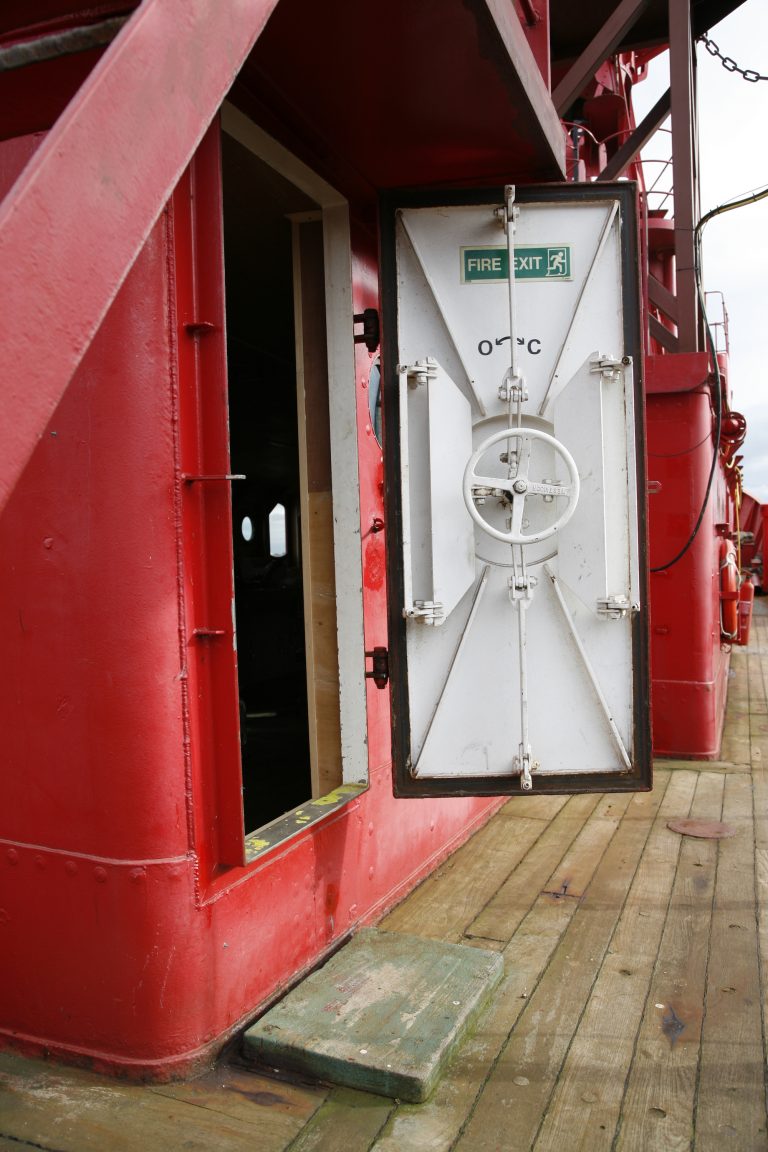 Lightship E16 - secure door - quirky - shootfactory location