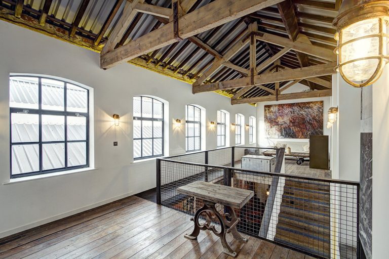 Compound B3 - top floor - other uk houses - shootfactory location