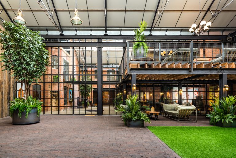 Compound B3 - mezzanine level - other uk houses - shootfactory location