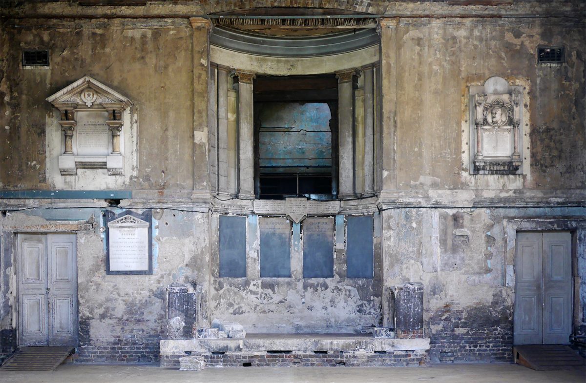 Chapel SE15 - stage area - quirky - shootfactory location