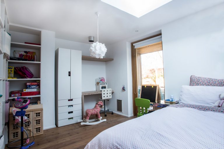 Berkhamsted HP4 - kids bedroom with large skylight above - other uk houses - shootfactory location