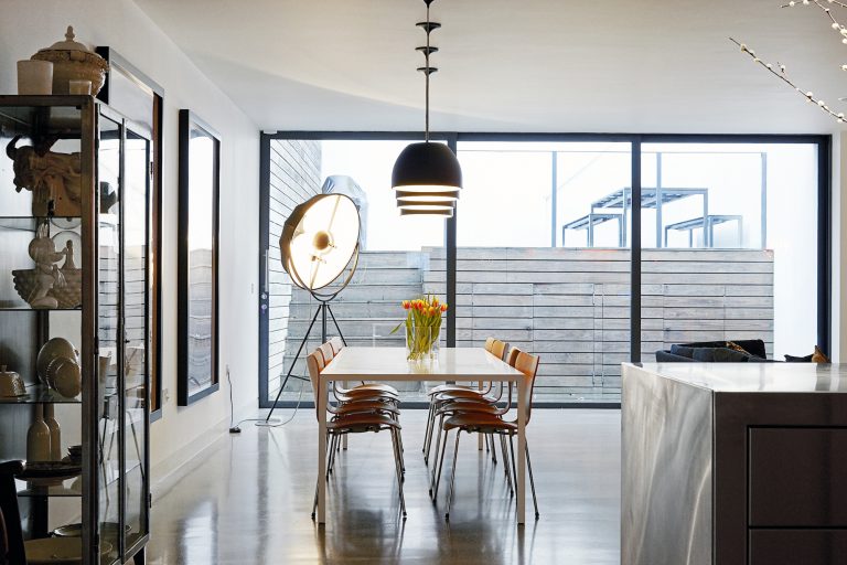 Hurst N6 - dining room with pendant lighting above - london houses - shootfactory location