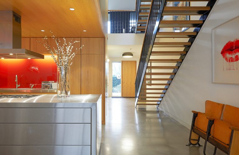 Hurst N6 - stainless steel kitchen finish - london houses - shootfactory location