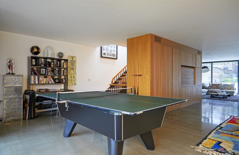 Hurst N6 - open plan games room - london houses - shootfactory location