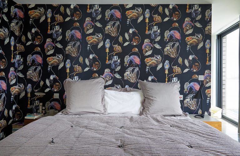 Hurst N6 - Master bedroom with heavily patterned wallpaper - london houses - shootfactory location