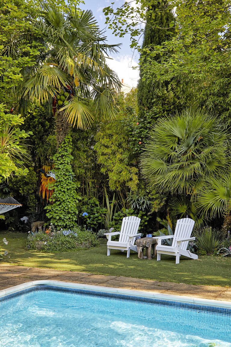 Sub-tropical garden with swimming pool PENYWERN GARDEN LONDON, SW5 - Shootfactory - QUIRKY & UNUSUAL LOCATIONS