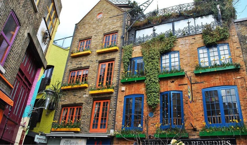 Neals Yard - London Instagram Locations - Shootfactory