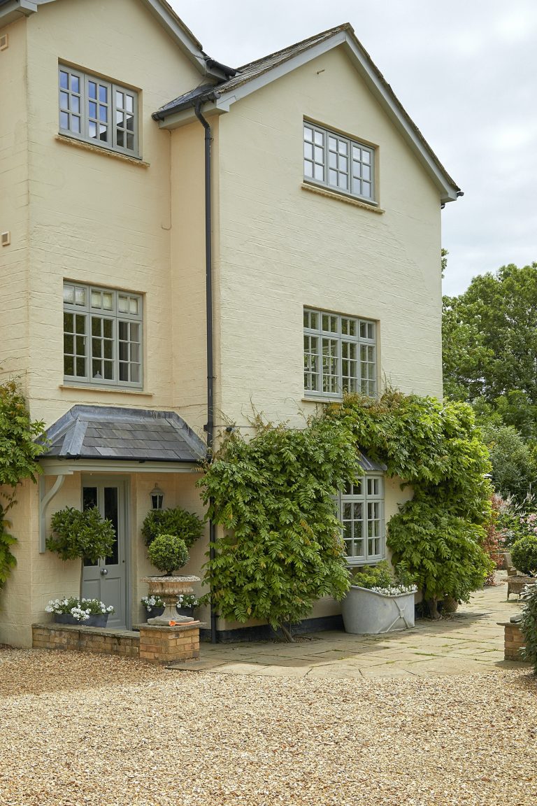 Wisteria house - front door exterior - other uk houses