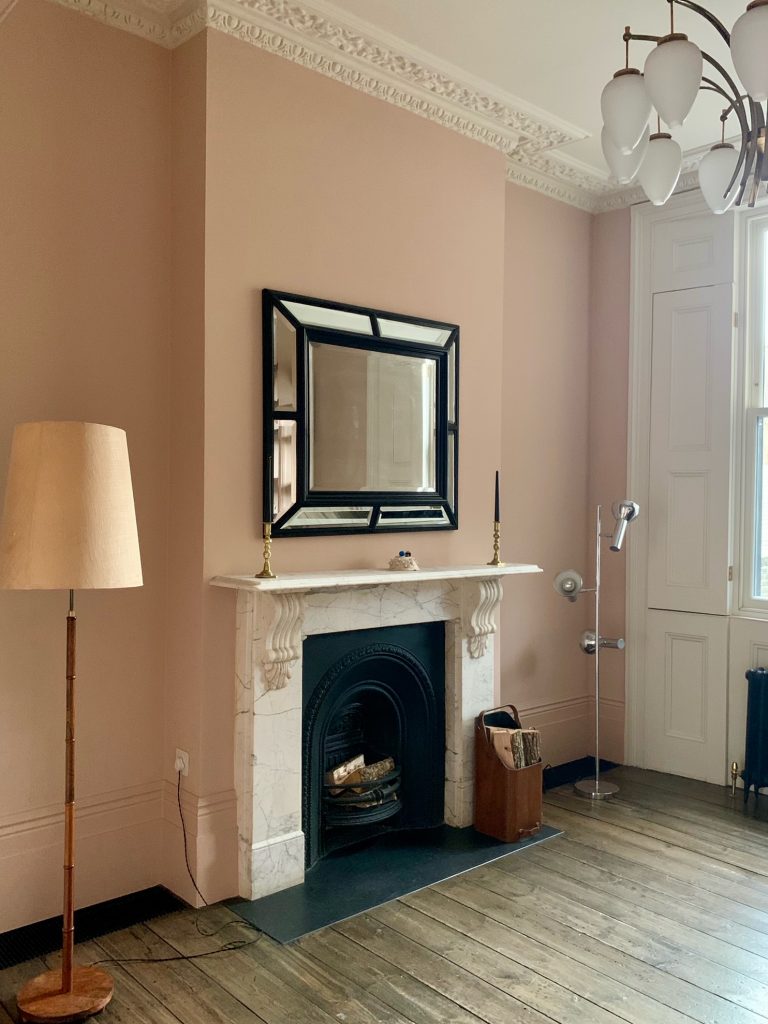 Sitting room with original open fire place/BROOKE LONDON E5/Shootfactory/London location house/0