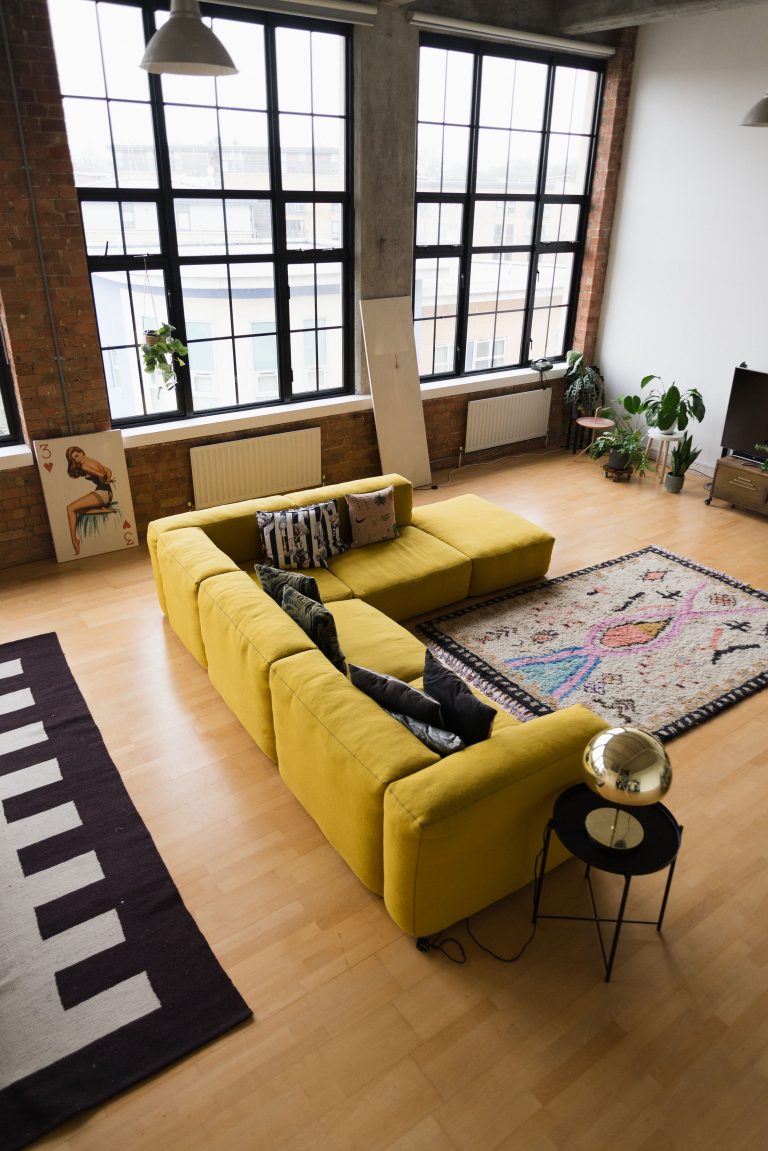 Industrial style apartment with factory style windows / POVEY LONDON, E5 - Location House - SHOOTFACTORY