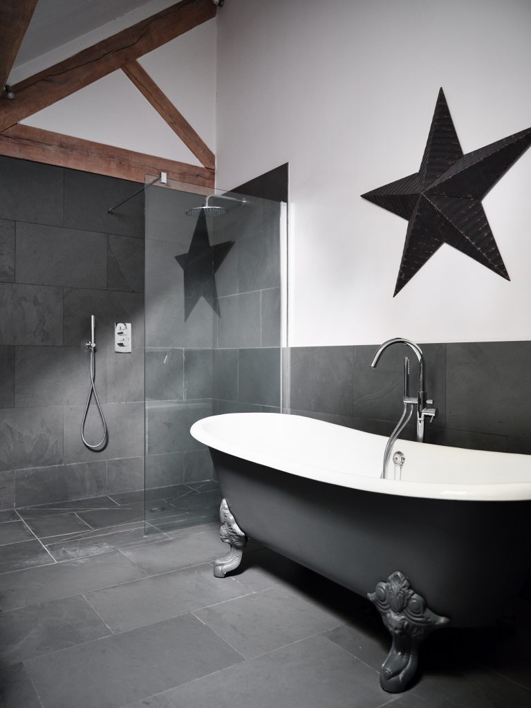 CAST IRON ROLL TOP BATH AND SHOWER - HAGUE BARN HENLEY ON THAMES, RG9 - SHOOTFACTORY - OTHER UK LOCATION HOUSE