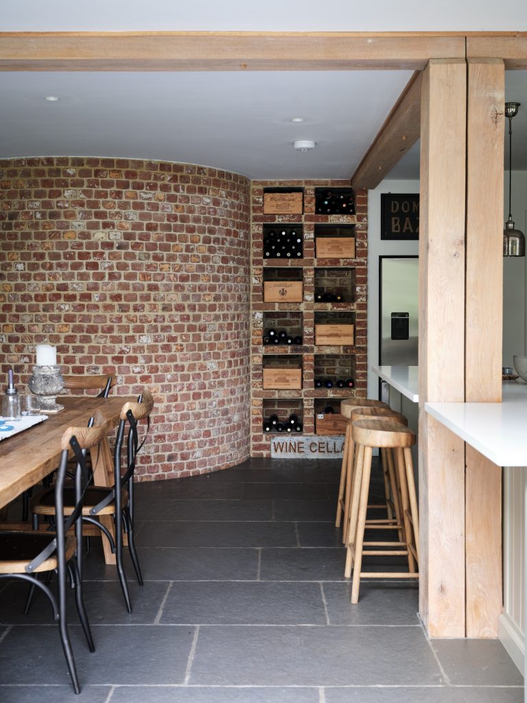 EXPOSED BRICK WALL - HAGUE BARN HENLEY ON THAMES, RG9 - SHOOTFACTORY - OTHER UK LOCATION HOUSE