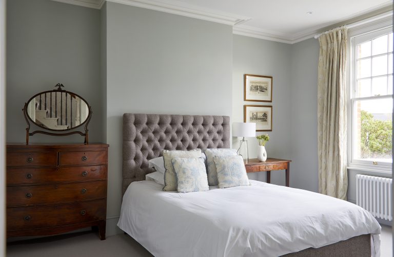 Light and airy traditional styled bedroom - Melrose SW18 - Shootfactory - London Location House