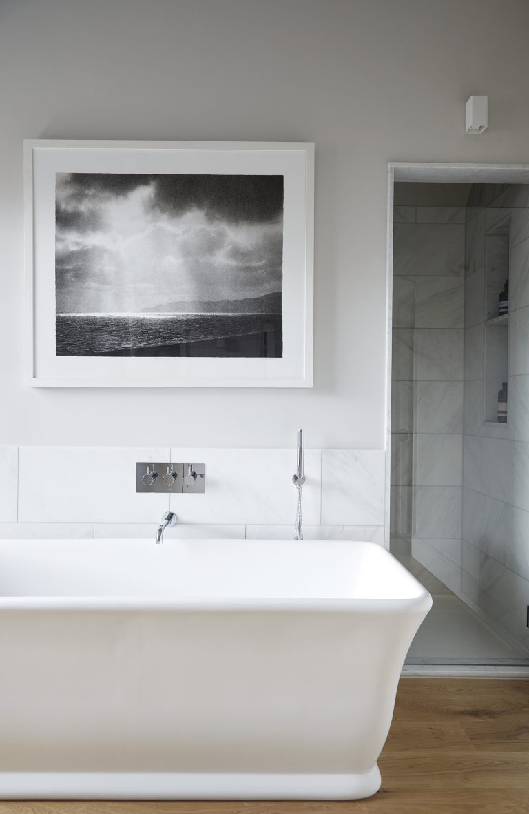 Free standing bath - Melrose SW18 - Shootfactory - London Location House