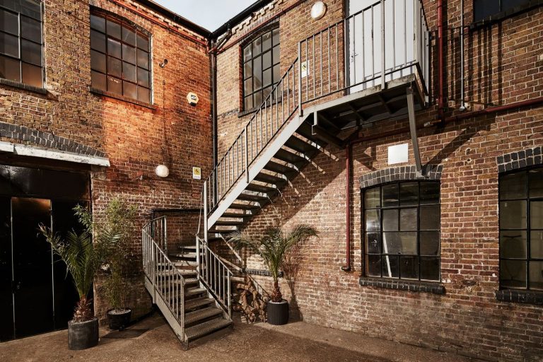 KENSAL DAYLIGHT LONDON, NW10 - SHOOTFACTORY - PHOTOGRAPHIC STUDIOS
