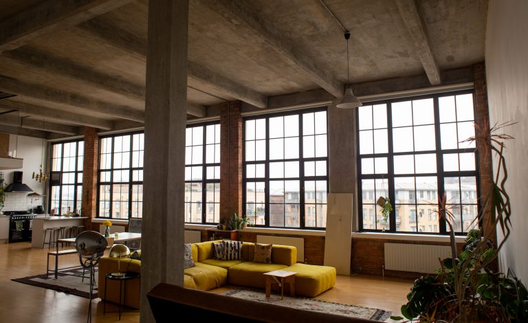 OPEN PLAN LIVING - DINING AND KITCHEN WAREHOUSE SPACE - SHOOTFCATORY LONDON APARTMENTS POVEY LONDON, E5