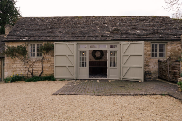 COLDSTREAM OXFORDSHIRE, OX7 - SHOOTFACTORY - OTHER UK LOCATION HOUSE