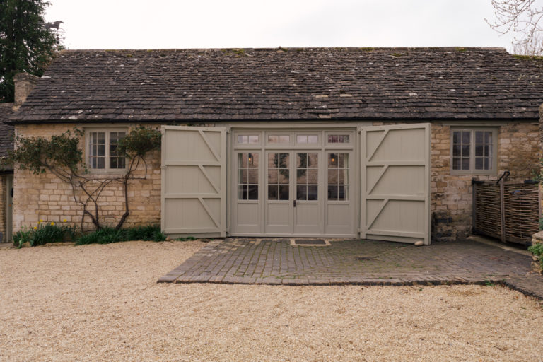 COLDSTREAM OXFORDSHIRE, OX7 - SHOOTFACTORY - OTHER UK LOCATION HOUSE