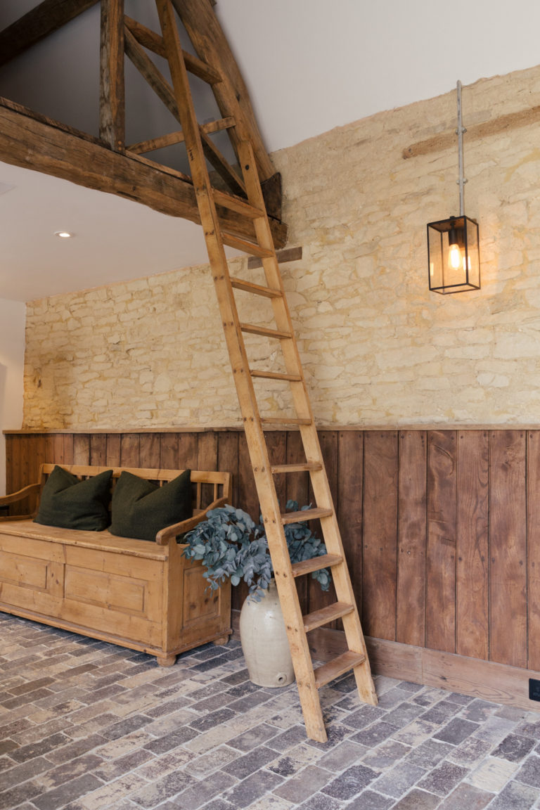 COLDSTREAM OXFORDSHIRE, OX7 - SHOOTFACTORY - OTHER UK LOCATION HOUSE