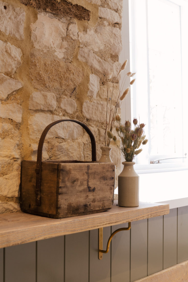 COLDSTREAM OXFORDSHIRE, OX7 - SHOOTFACTORY - OTHER UK LOCATION HOUSE