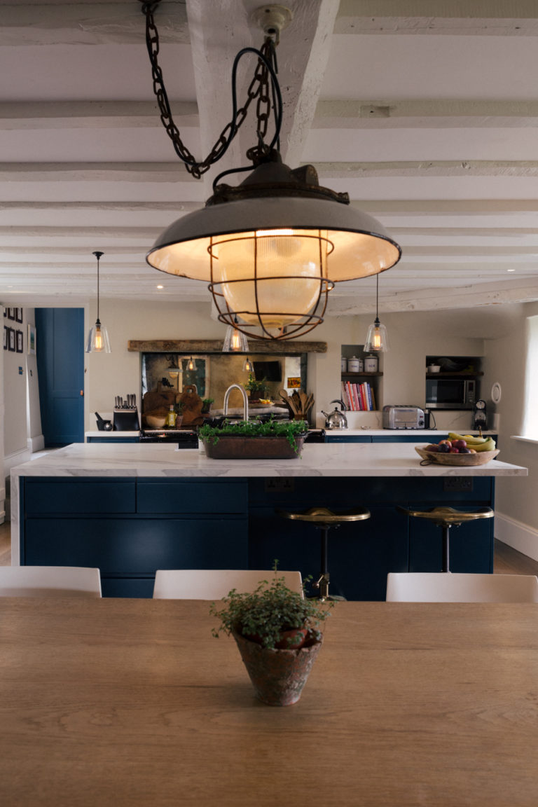 COLDSTREAM OXFORDSHIRE, OX7 - SHOOTFACTORY - OTHER UK LOCATION HOUSE