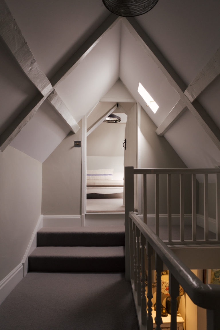 COLDSTREAM OXFORDSHIRE, OX7 - SHOOTFACTORY - OTHER UK LOCATION HOUSE