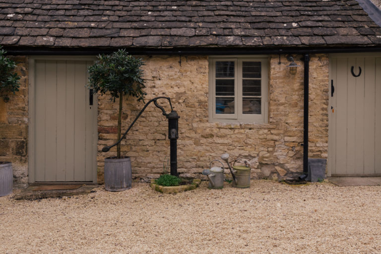 COLDSTREAM OXFORDSHIRE, OX7 - SHOOTFACTORY - OTHER UK LOCATION HOUSE