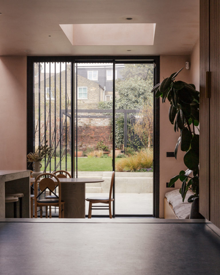 TSUBO HOUSE E5 - SHOOTFACTORY - LONDON LOCATION HOUSE