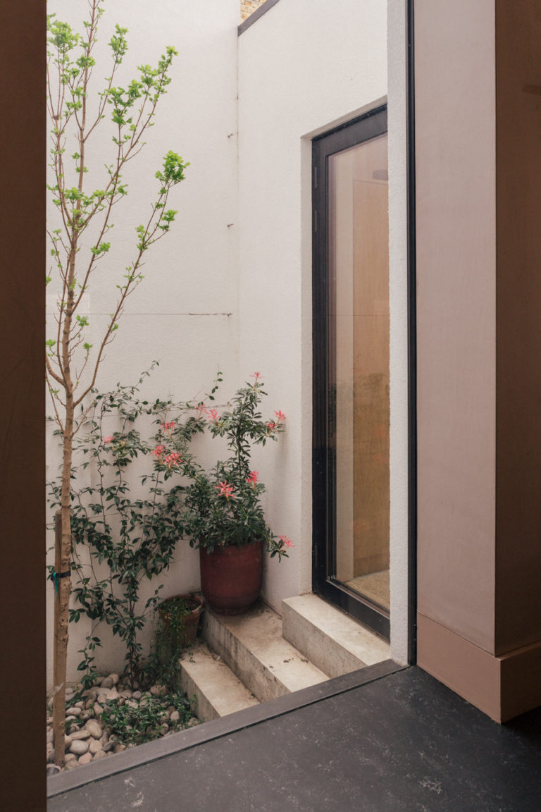 TSUBO HOUSE E5 - SHOOTFACTORY - LONDON LOCATION HOUSE