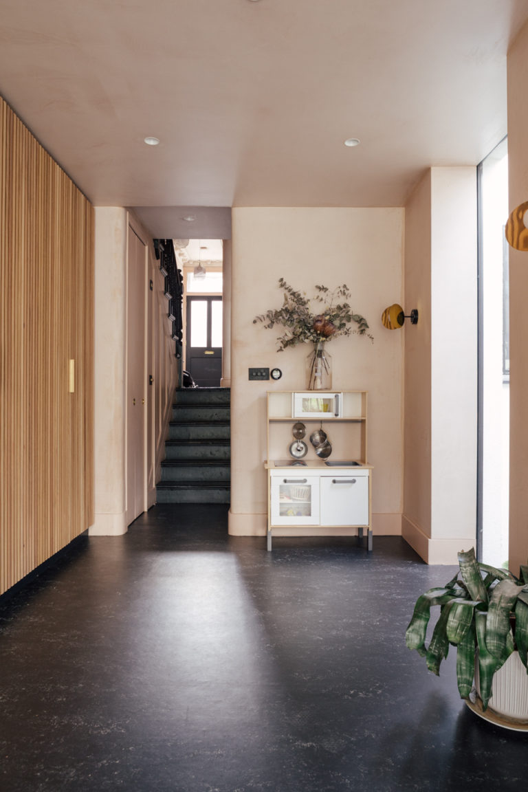 TSUBO HOUSE E5 - SHOOTFACTORY - LONDON LOCATION HOUSE