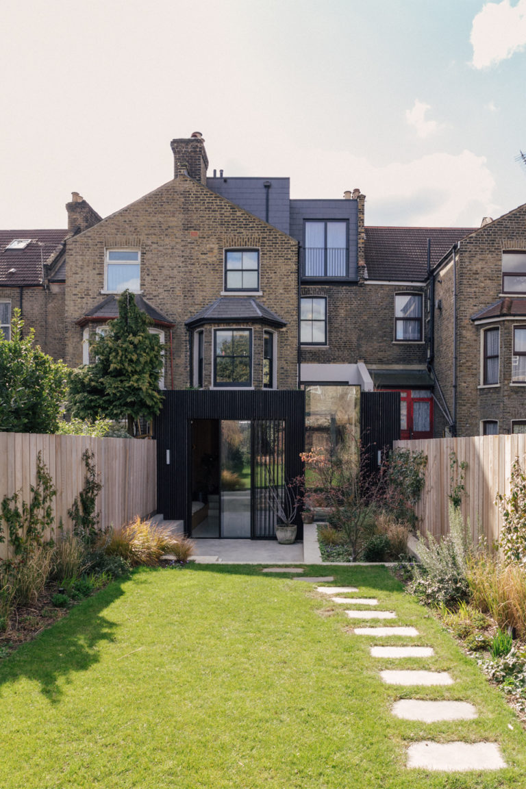 TSUBO HOUSE E5 - SHOOTFACTORY - LONDON LOCATION HOUSE