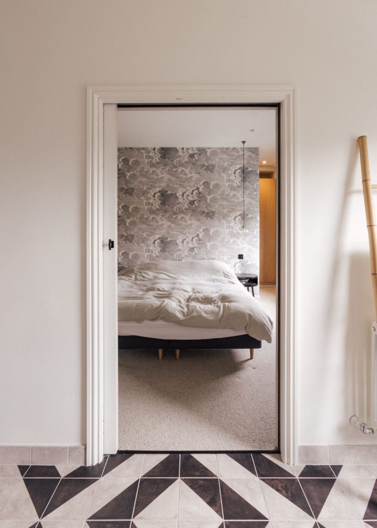 WANDLE LONDON, SW17 - SHOOTFACTORY - LONDON LOCATION HOUSE