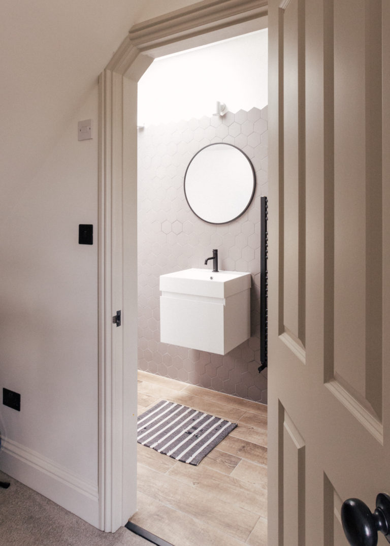 WANDLE LONDON, SW17 - SHOOTFACTORY - LONDON LOCATION HOUSE