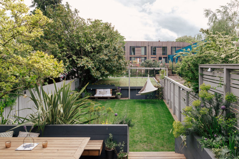 WESTCOMBE LONDON, SE3 - SHOOTFACTORY - LONDON LOCATION HOUSE