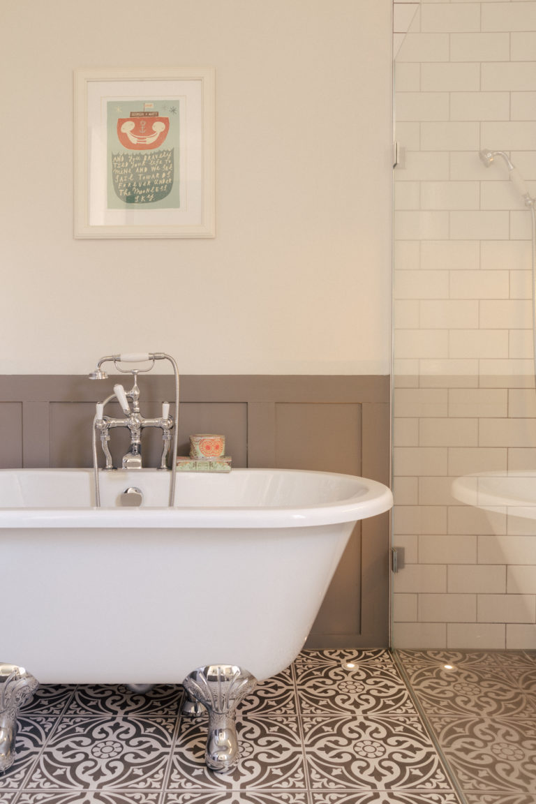 WESTCOMBE LONDON, SE3 - SHOOTFACTORY - LONDON LOCATION HOUSE