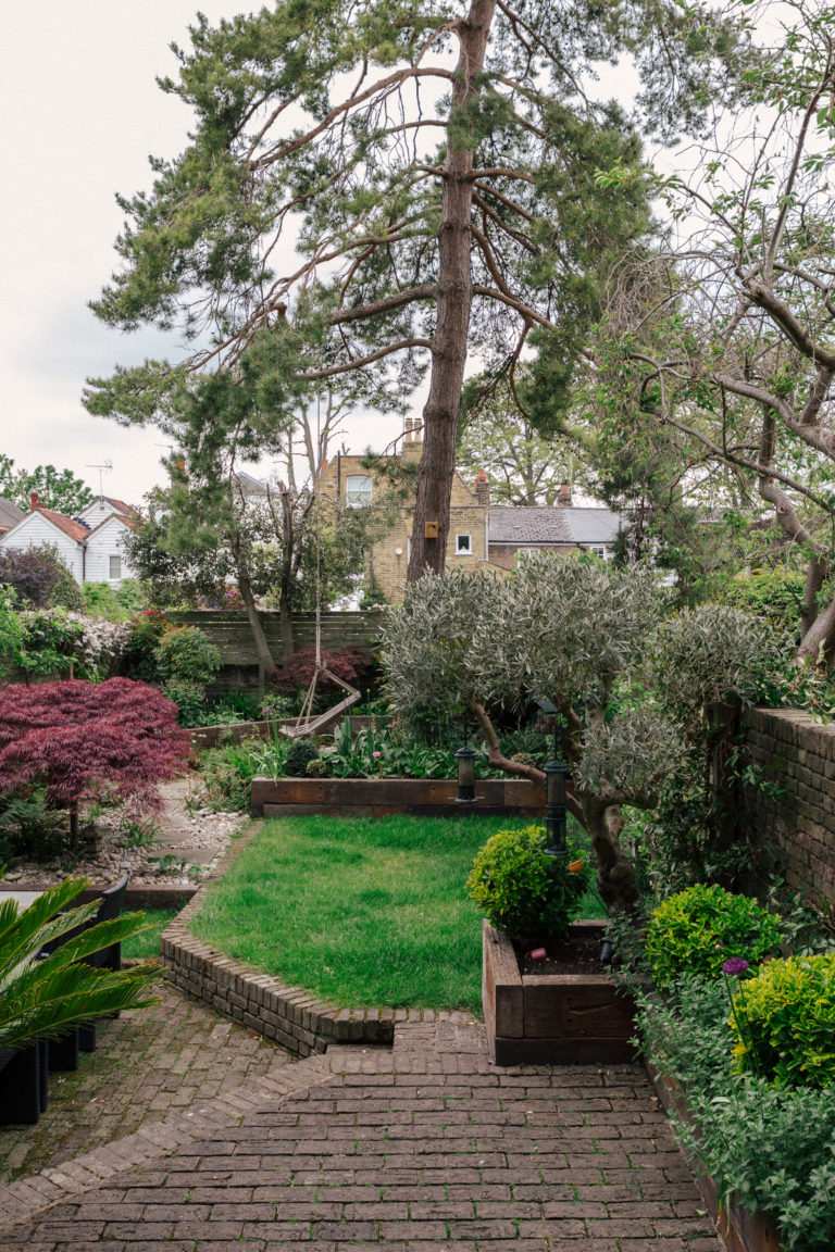 ORLEANS TWICKENHAM, TW1 - SHOOTFACTORY - LONDON LOCATION HOUSE