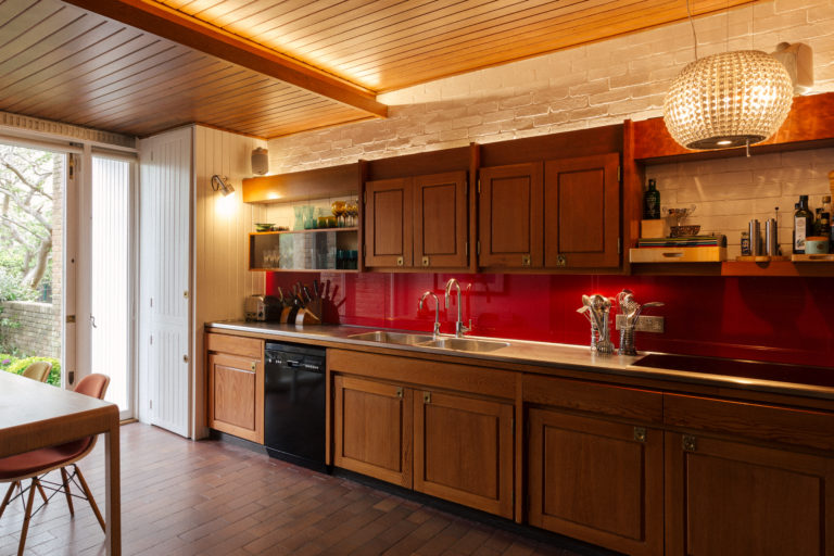 ORLEANS TWICKENHAM, TW1 - SHOOTFACTORY - LONDON LOCATION HOUSE