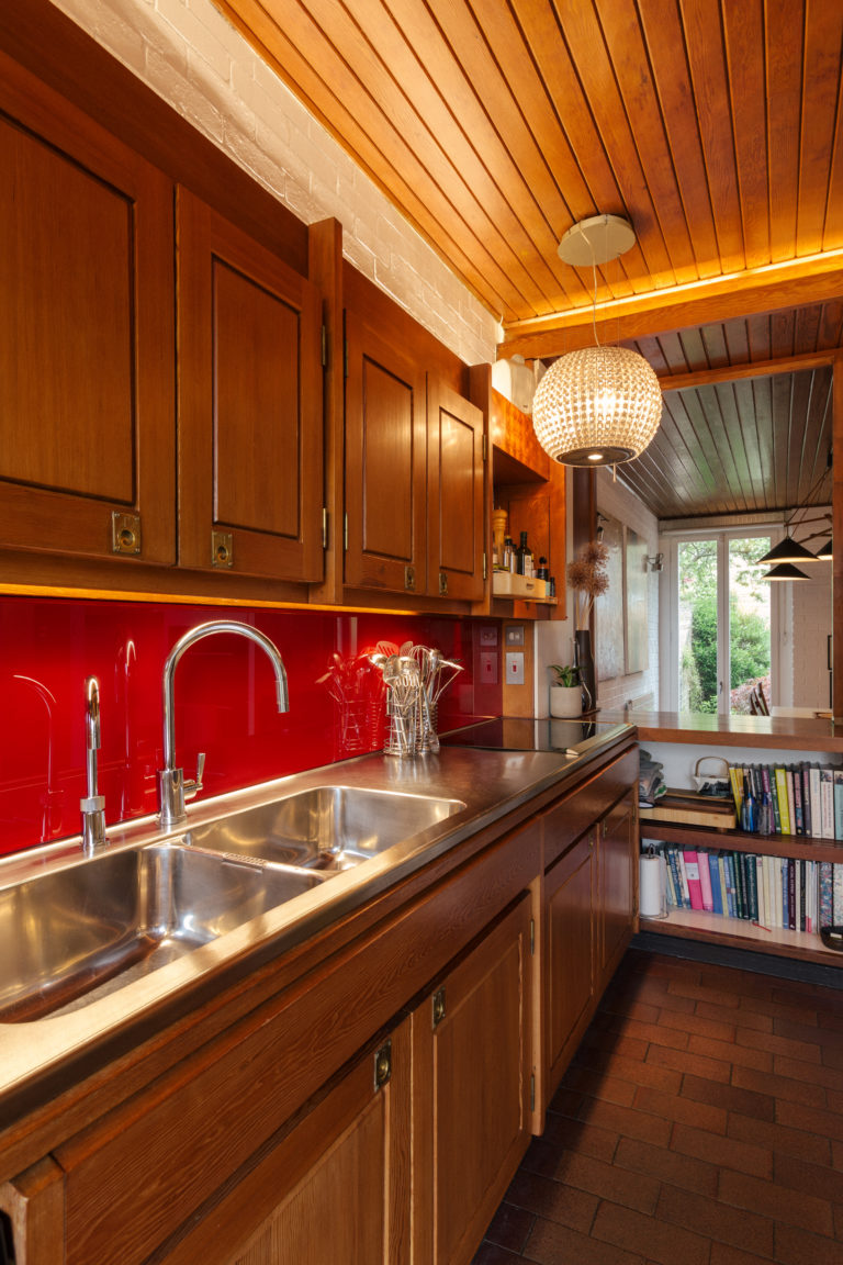 ORLEANS TWICKENHAM, TW1 - SHOOTFACTORY - LONDON LOCATION HOUSE