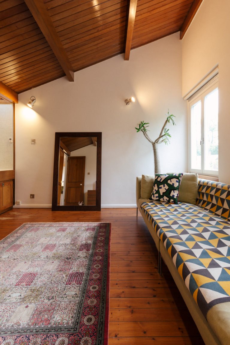 ORLEANS TWICKENHAM, TW1 - SHOOTFACTORY - LONDON LOCATION HOUSE